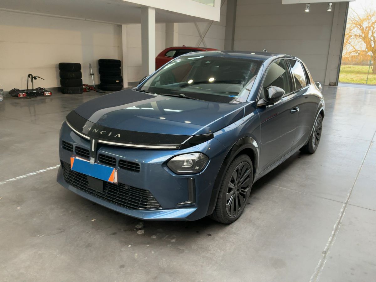 Lancia Ypsilon 2025