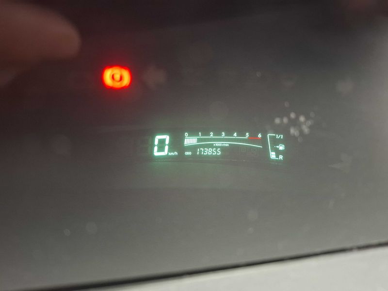 Toyota Yaris 1.4 D-4D Multimedia — zdjęcie 12