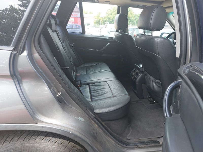 BMW X5 3.0d — zdjęcie 13