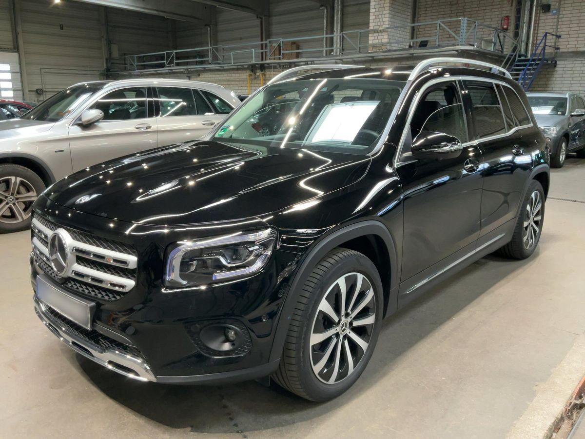 Mercedes-Benz GLB-Klasse 2020 — photo 1
