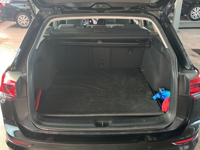 Volkswagen Golf VIII 2.0 TDI Life — zdjęcie 19