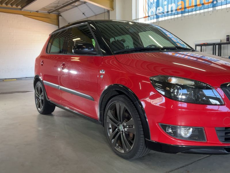 Skoda Fabia 1.2 TSI Monte Carlo — zdjęcie 8