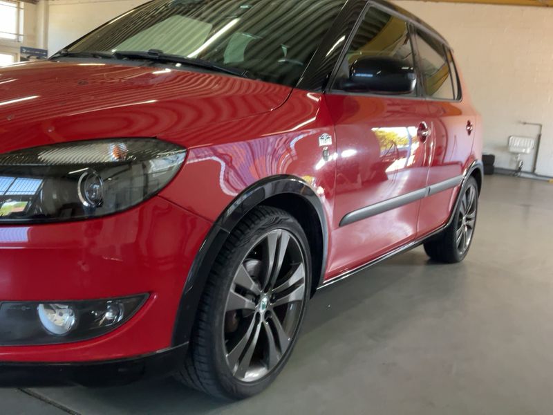 Skoda Fabia 1.2 TSI Monte Carlo — zdjęcie 2