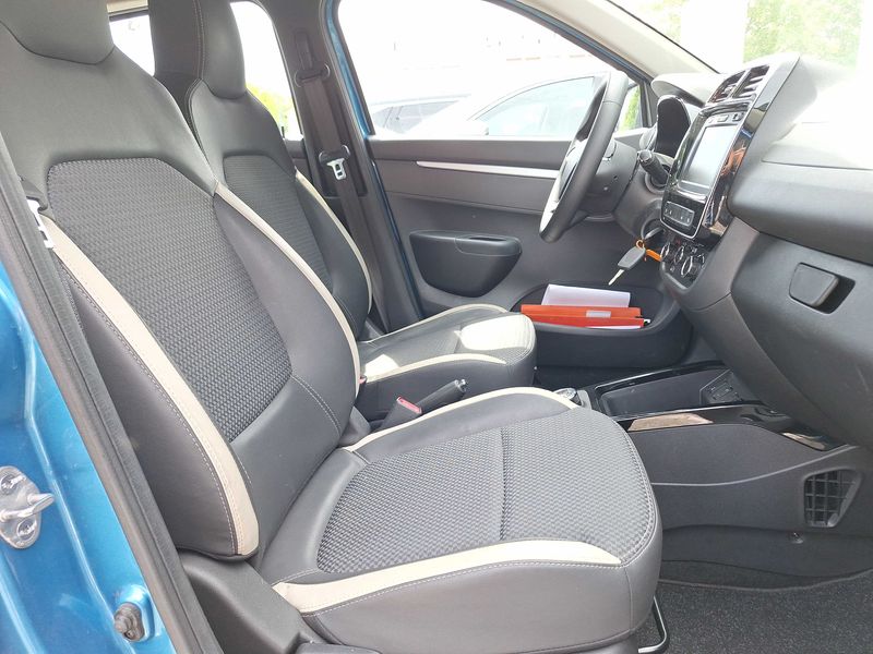 Dacia Spring electric drive 33 kW Essential — zdjęcie 10