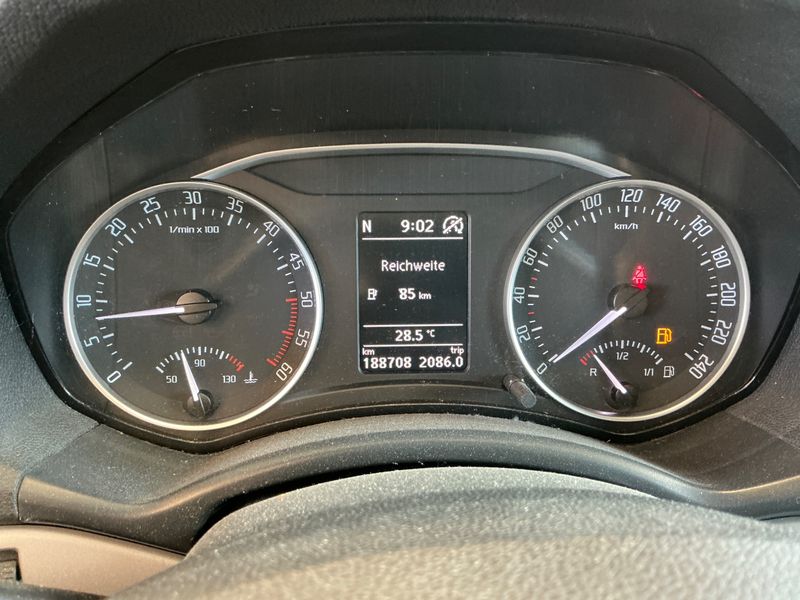 Skoda Octavia 1.6 TDI Ambition — zdjęcie 4