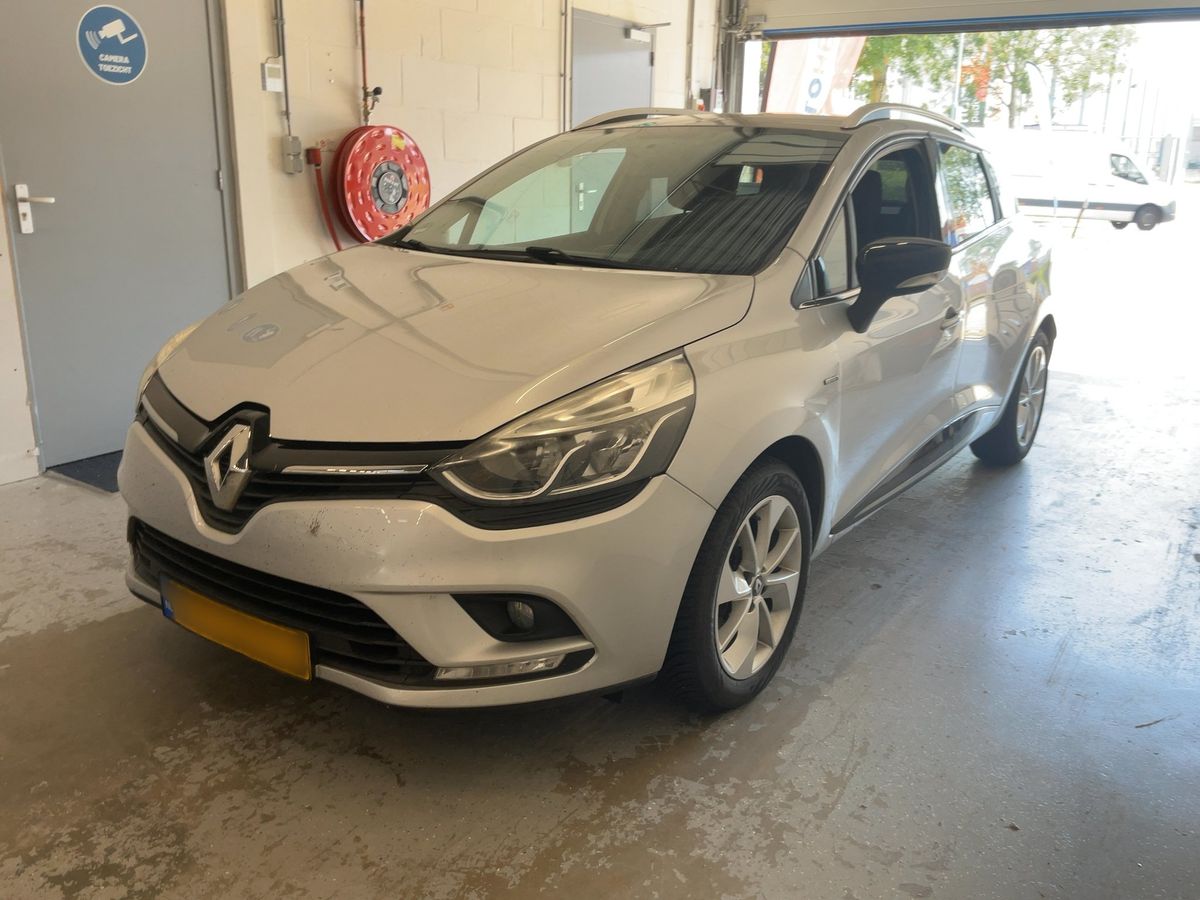 Renault Clio 2017 — photo 1