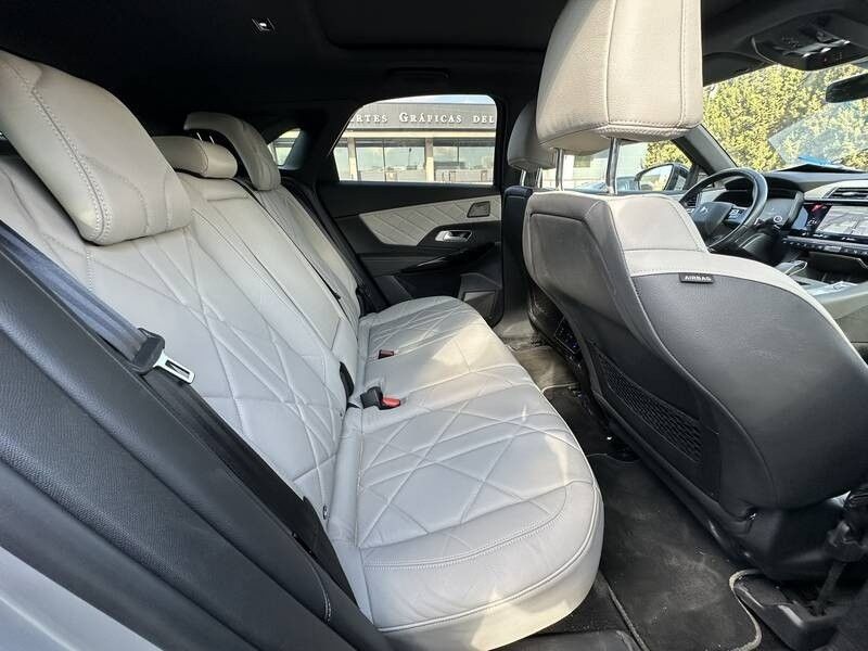 DS Automobiles DS7 Crossback 1.6 PureTech Rivoli — zdjęcie 12