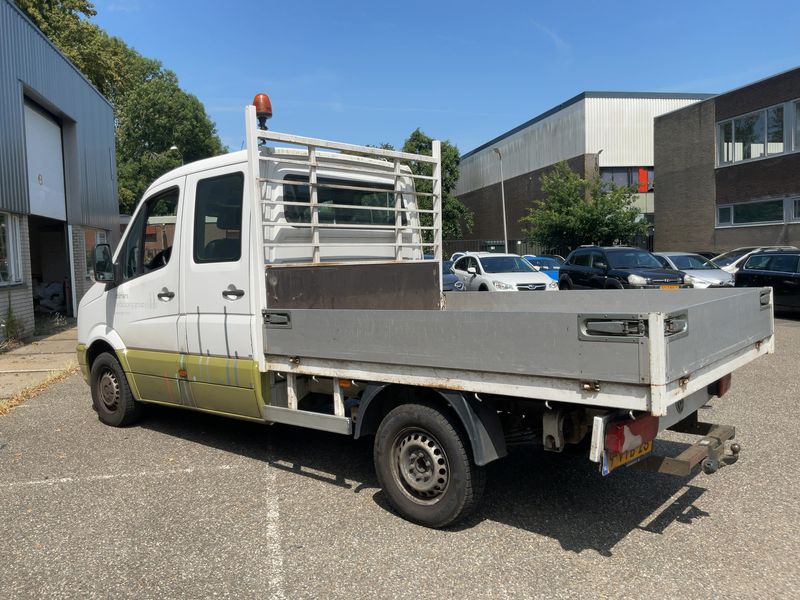 Volkswagen Crafter 2.0 TDI Pritsche 30 mittlerer Radstand mit Doppelkabine — zdjęcie 3