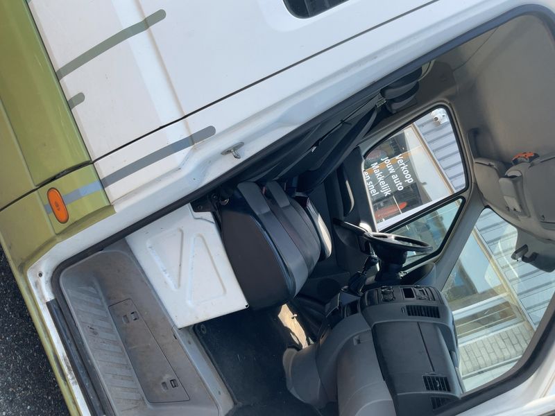 Volkswagen Crafter 2.0 TDI Pritsche 30 mittlerer Radstand mit Doppelkabine — zdjęcie 11