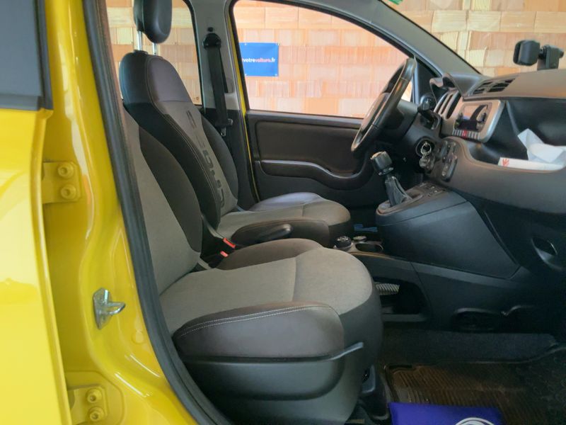Fiat Panda 0.9 Cross 4x4 — zdjęcie 11