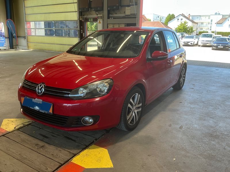 Volkswagen Golf VI 2.0 TDI Comfortline