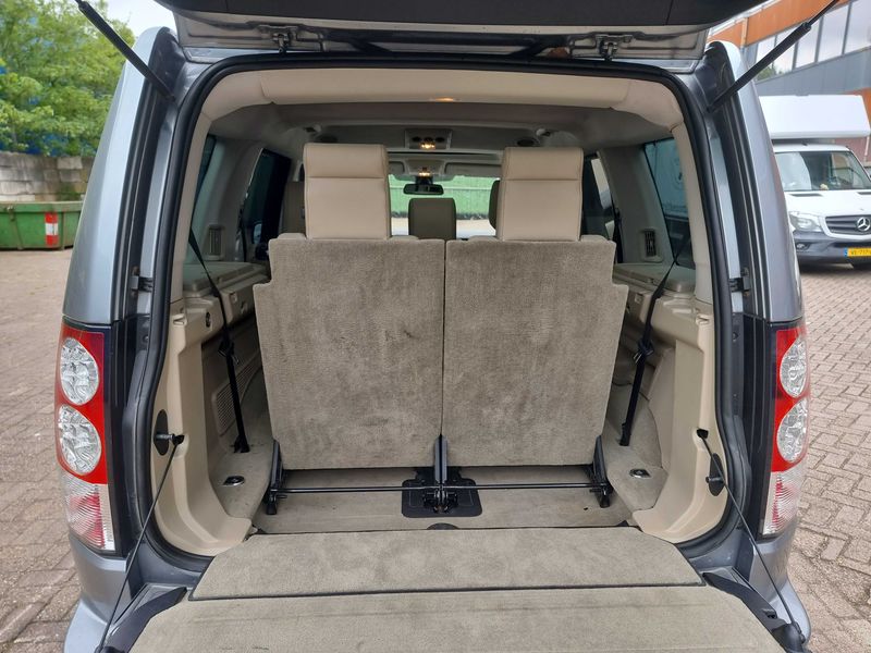 Land Rover Discovery 4 5.0 V8 HSE Luxury Edition — zdjęcie 9