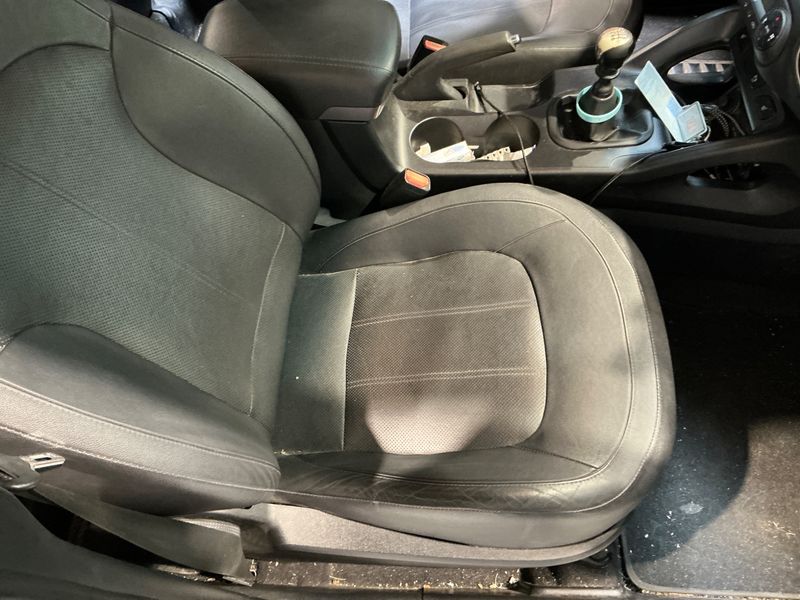 Hyundai ix35 1.7 CRDi Premium Limited Blue 2WD 2014 – снимка 23