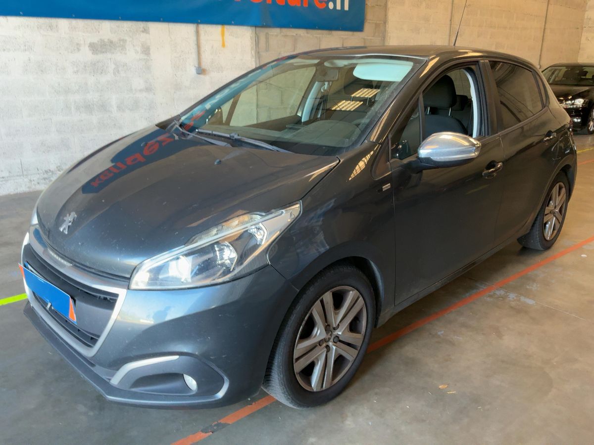 Peugeot 208 1.6 Blue-HDi Style