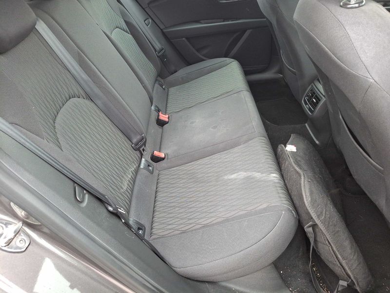 Seat Leon 2.0 TDI Style — zdjęcie 13