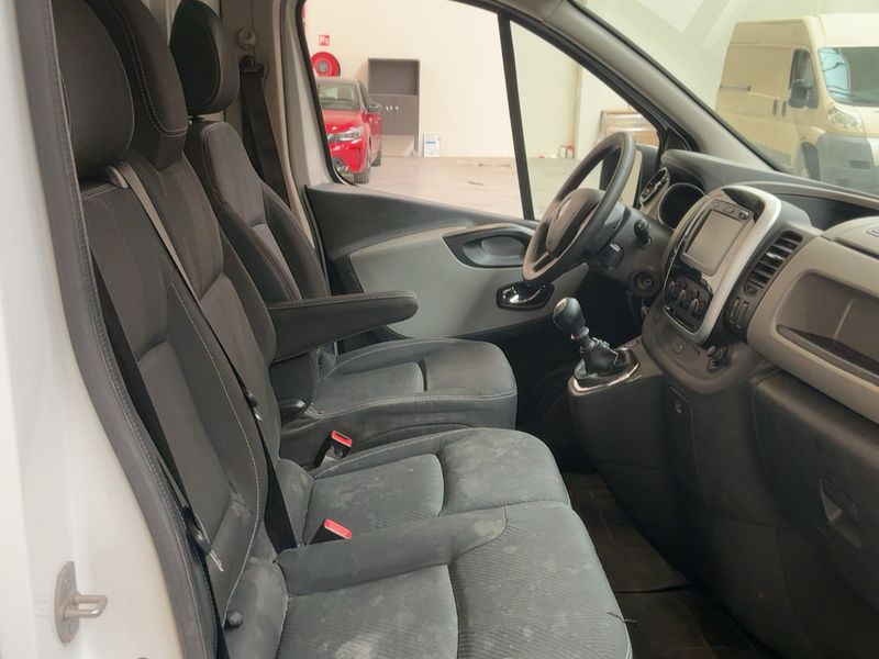Renault Trafic 1.6 dCi Energy L2H2 2,9t Komfort — zdjęcie 11