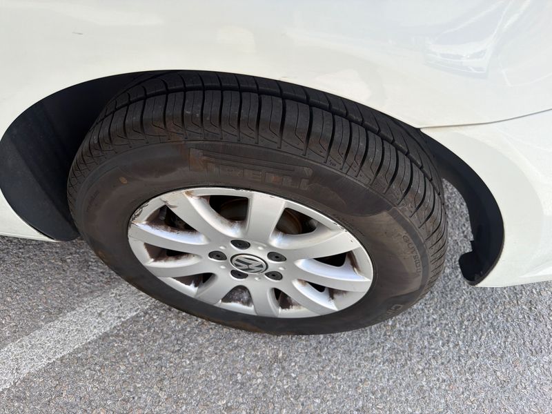 Volkswagen Touran 1.6 TDI Edition 2015 – снимка 5