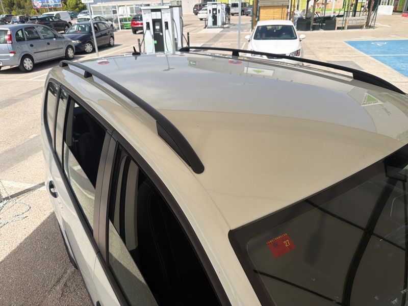 Volkswagen Touran 1.6 TDI Edition 2015 – снимка 13