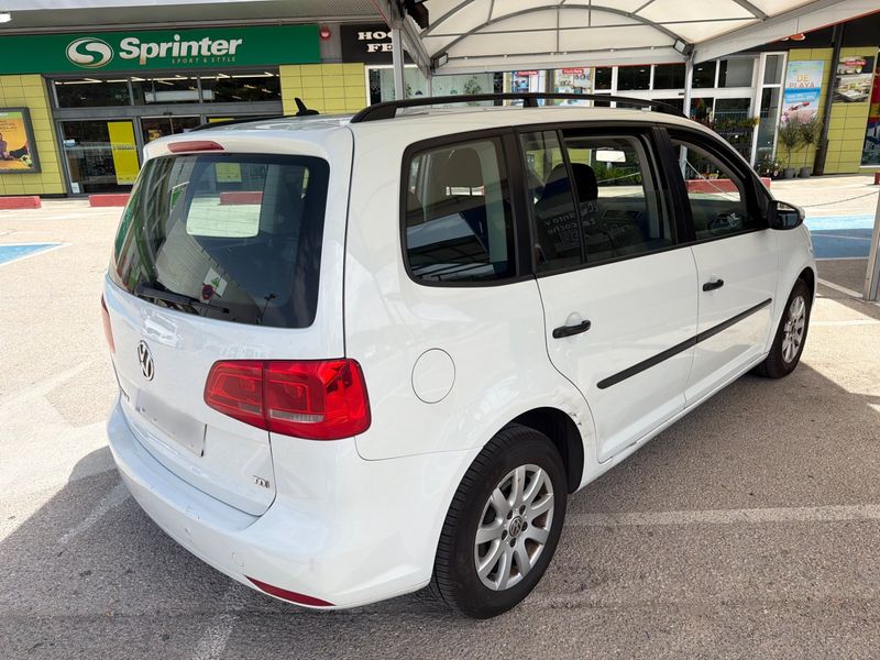 Volkswagen Touran 1.6 TDI Edition 2015 – снимка 8