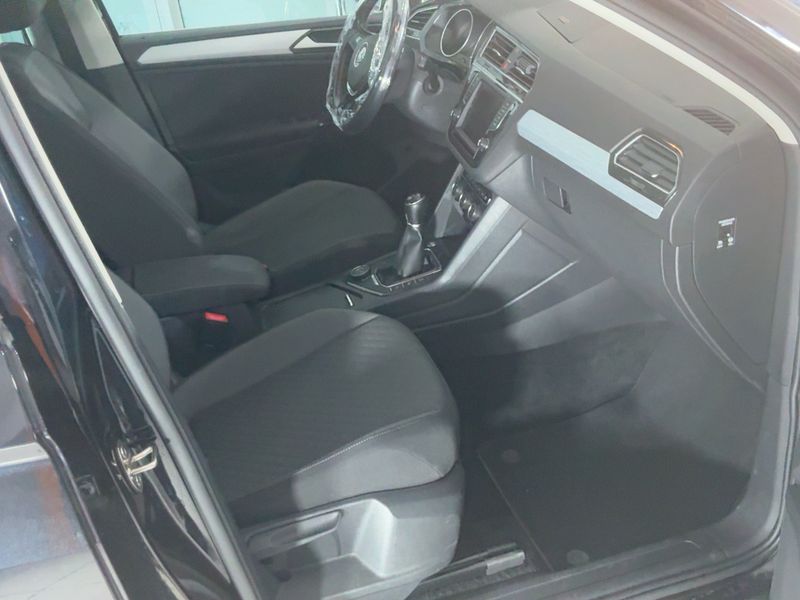 Volkswagen Tiguan 2.0 TDI Comfortline 4Motion BlueMotion Tech 2016 – снимка 17