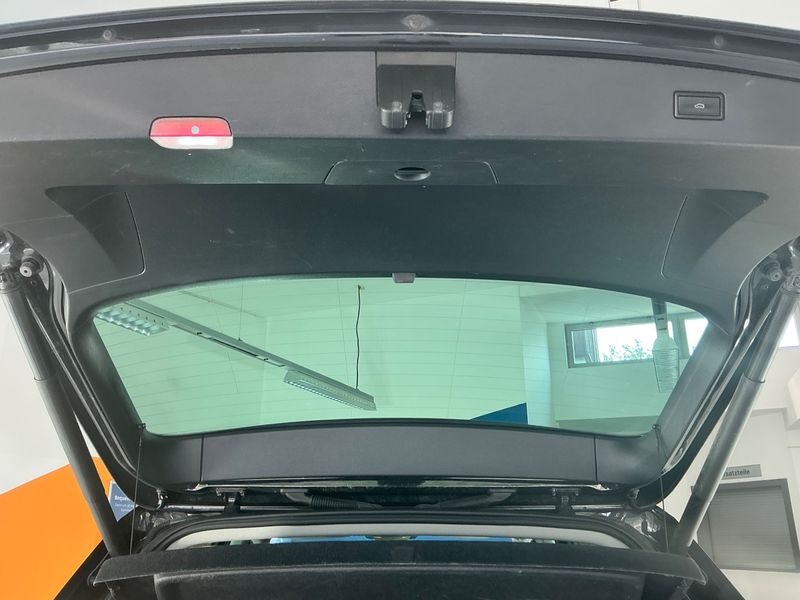 Volkswagen Tiguan 2.0 TDI Comfortline 4Motion BlueMotion Tech 2016 – снимка 38