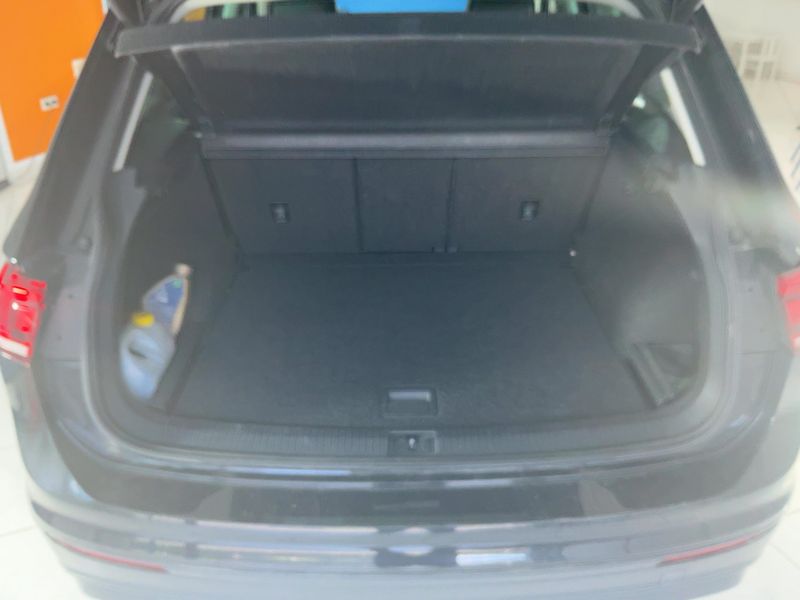 Volkswagen Tiguan 2.0 TDI Comfortline 4Motion BlueMotion Tech 2016 – снимка 16