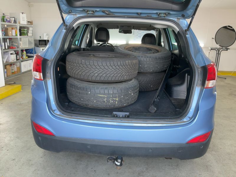 Hyundai ix35 1.6 5 Star Edition 2WD — zdjęcie 10