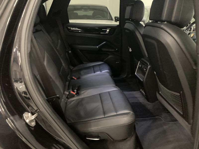 Porsche Cayenne E-Hybrid — zdjęcie 14