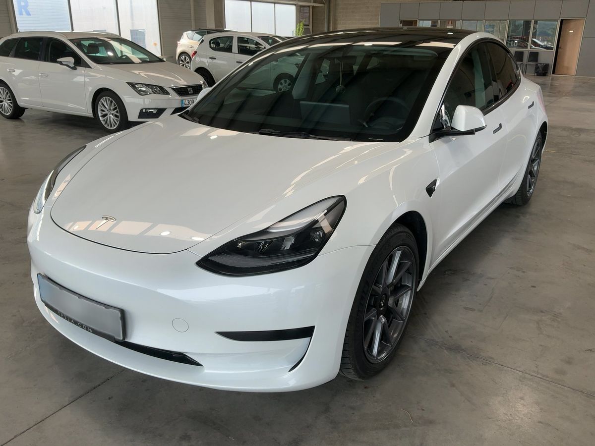 Tesla Model 2023