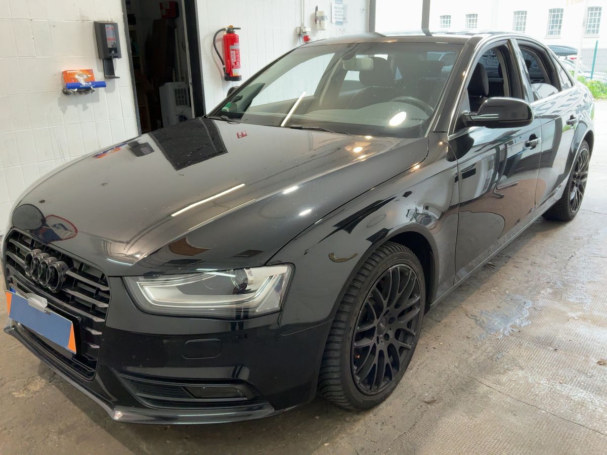 Audi A4 1.8 TFSI Attraction