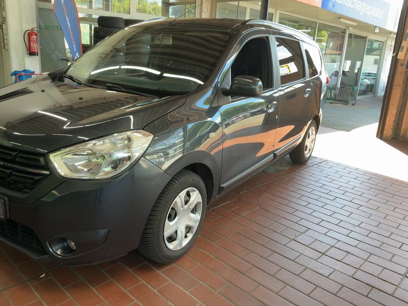 Dacia Lodgy 1.6 SCe Comfort 2019 – снимка 2