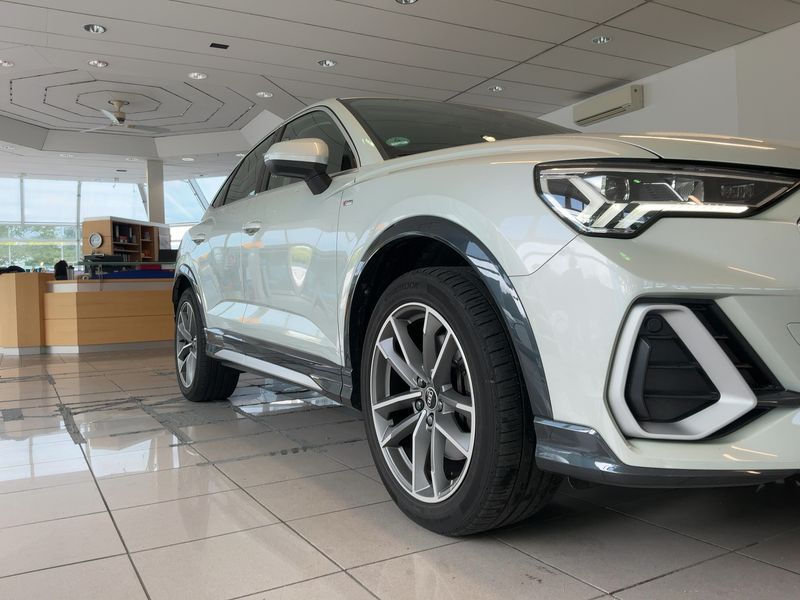 Audi Q3 Sportback 40 TFSI quattro S line — zdjęcie 8