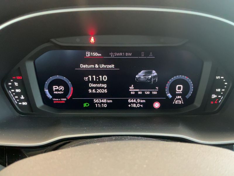 Audi Q3 Sportback 40 TFSI quattro S line — zdjęcie 13