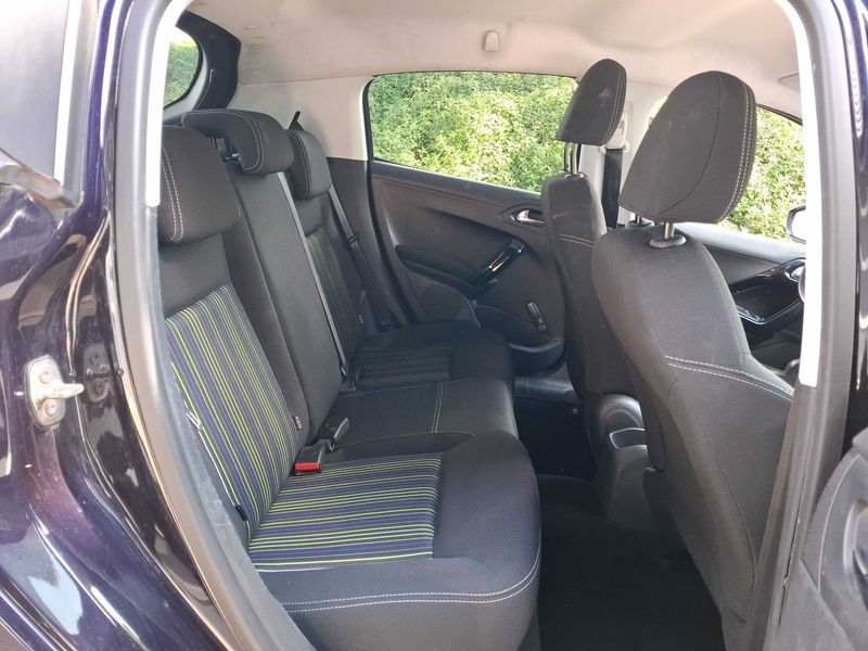 Peugeot 208 1.2 VTi Urban Soul — zdjęcie 14