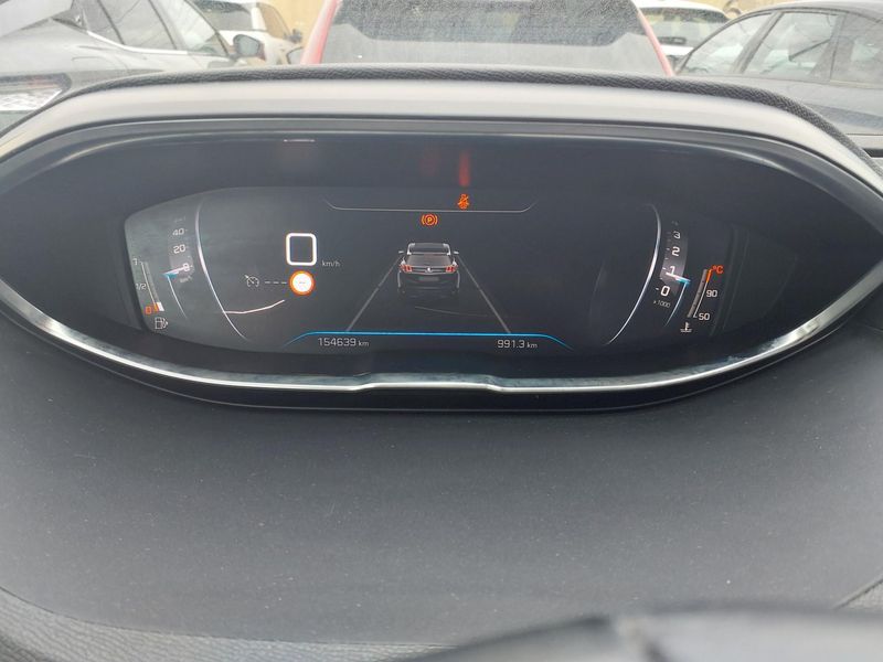 Peugeot 3008 1.5 Blue-HDi Allure Pack — zdjęcie 13