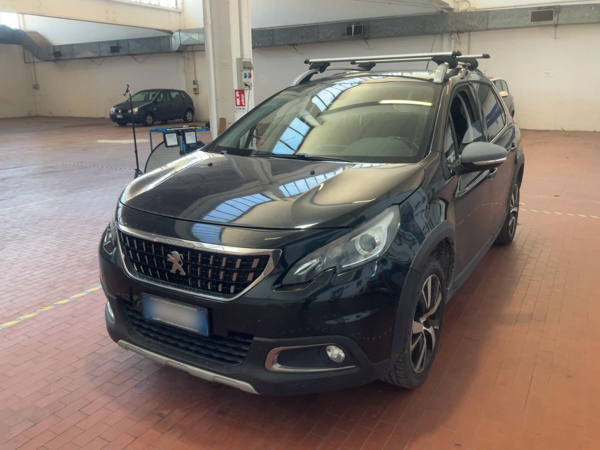 Peugeot 2008 2016 — photo 1