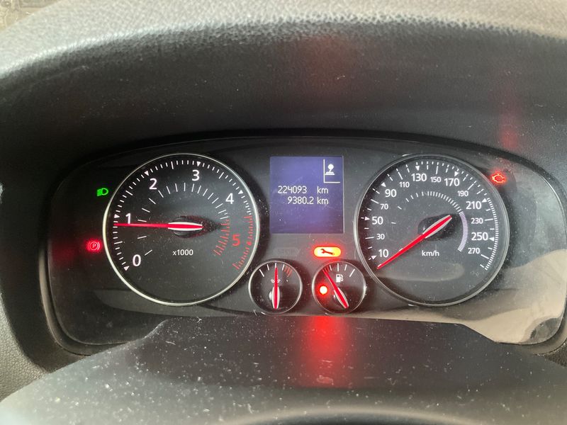 Renault Laguna 2.0 dCi Energy BOSE Edition — zdjęcie 4