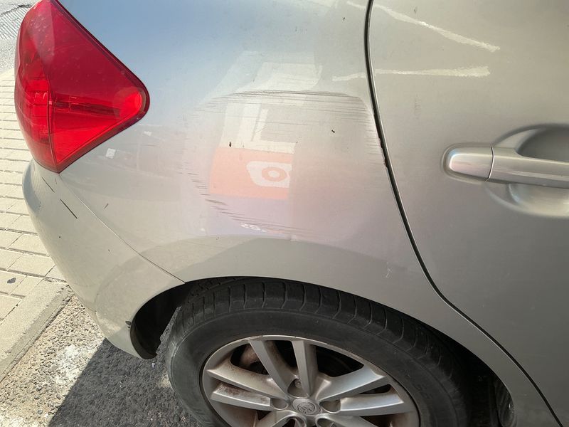 Toyota Auris 2.0 D-4D Luna 2008 – снимка 23
