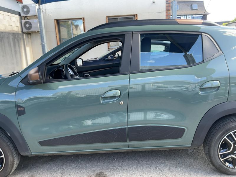 Dacia Spring electric drive 48 kW Extreme — zdjęcie 4
