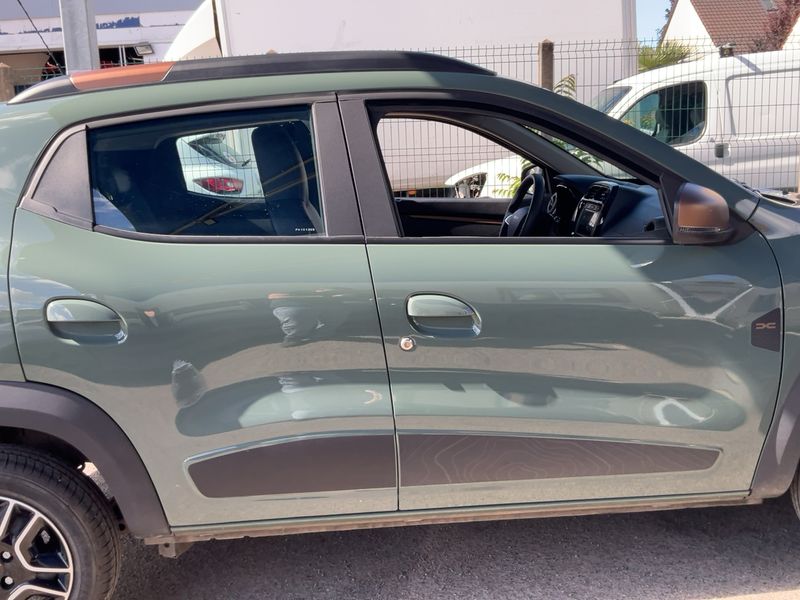 Dacia Spring electric drive 48 kW Extreme — zdjęcie 7
