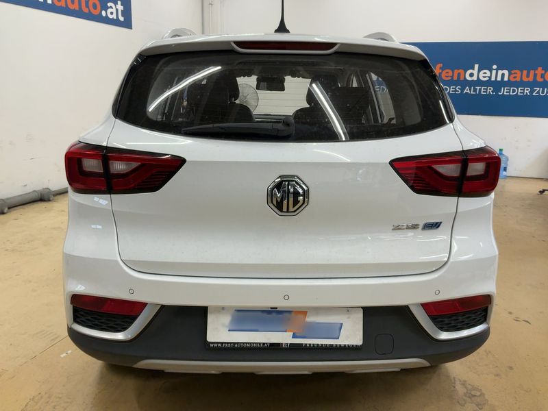 MG ZS electric drive 105 kW Luxury — zdjęcie 5