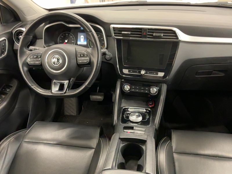 MG ZS electric drive 105 kW Luxury — zdjęcie 12