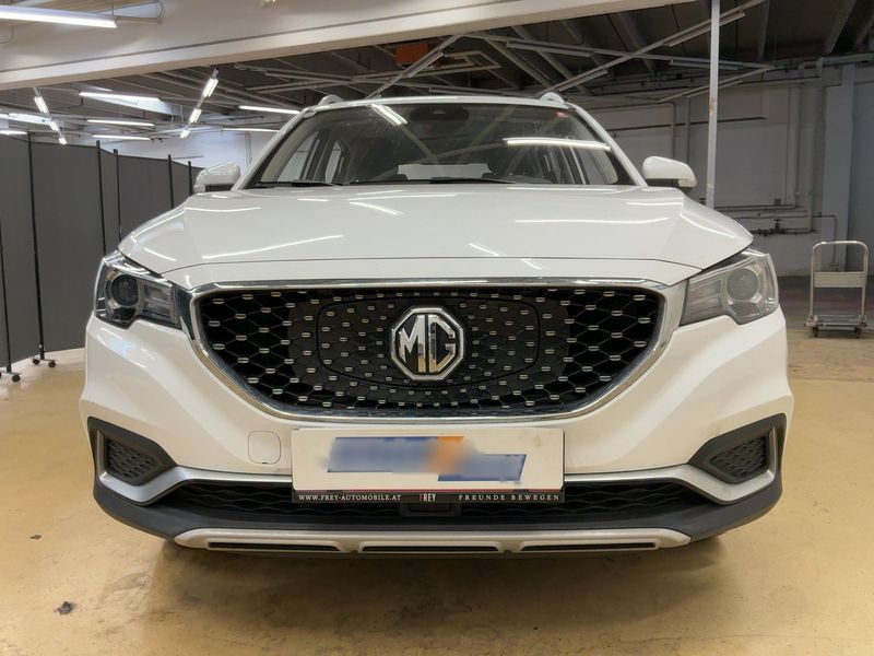 MG ZS electric drive 105 kW Luxury — zdjęcie 9
