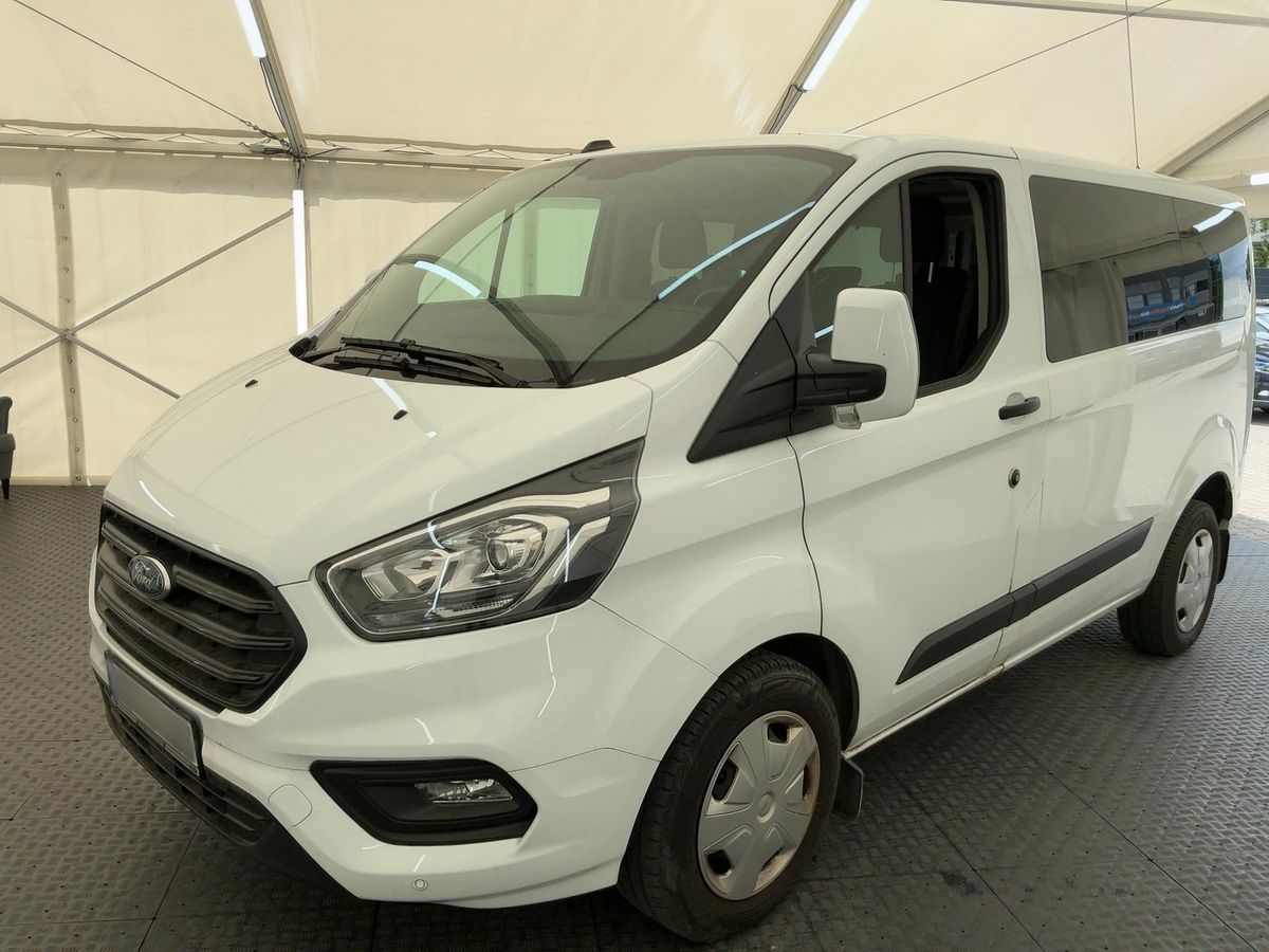 Ford Tourneo 2023 — photo 1