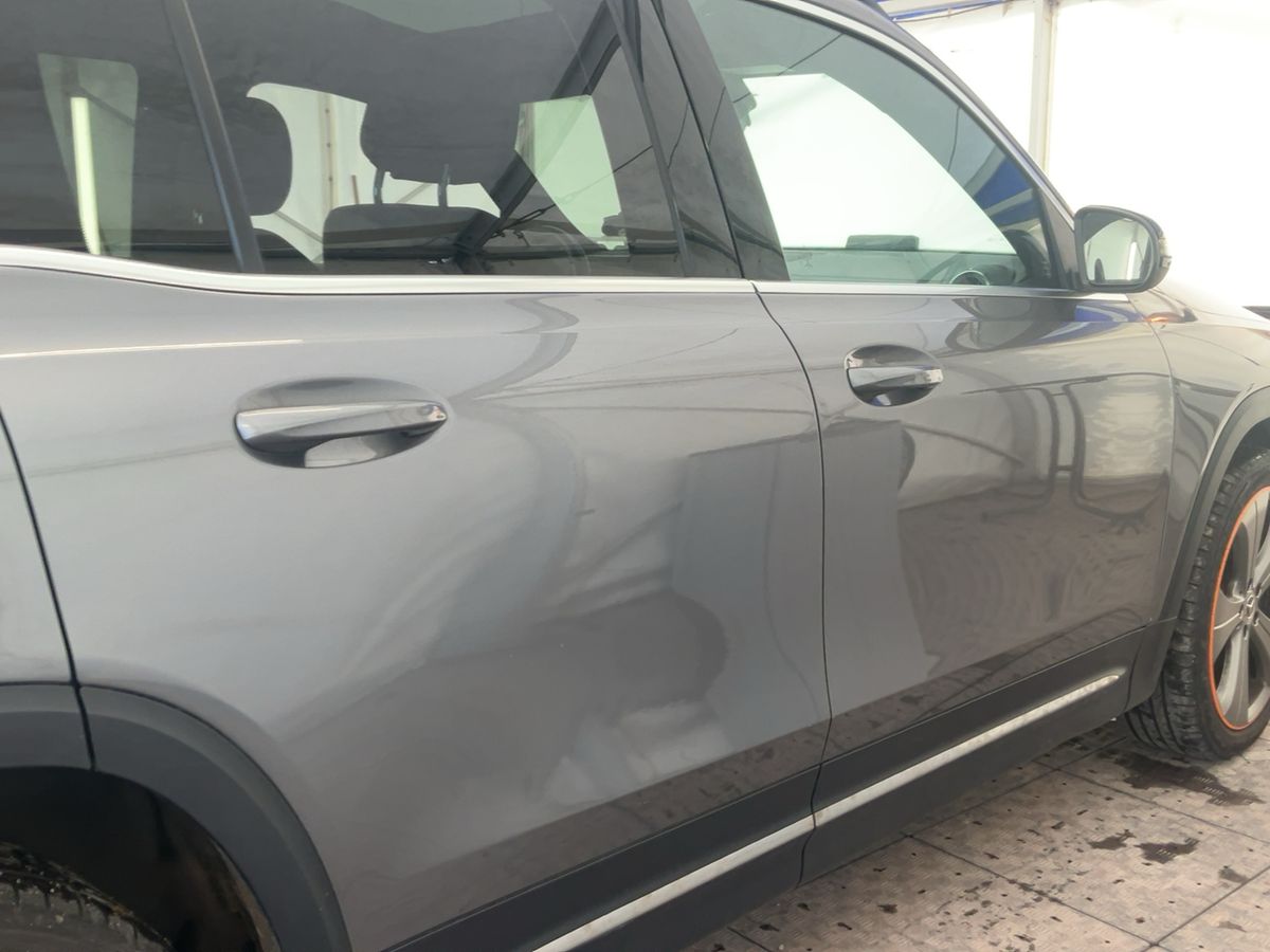 Mercedes-Benz GLB-Klasse 2020 — photo 11