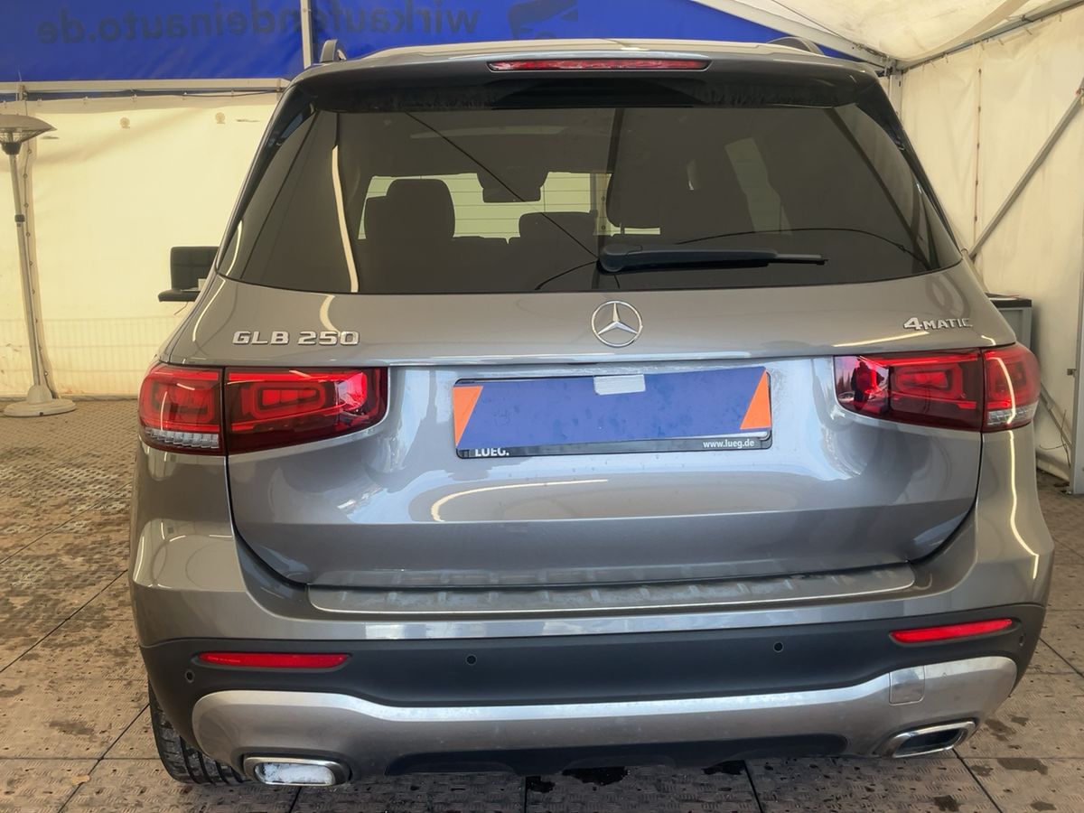 Mercedes-Benz GLB-Klasse 2020 — photo 8
