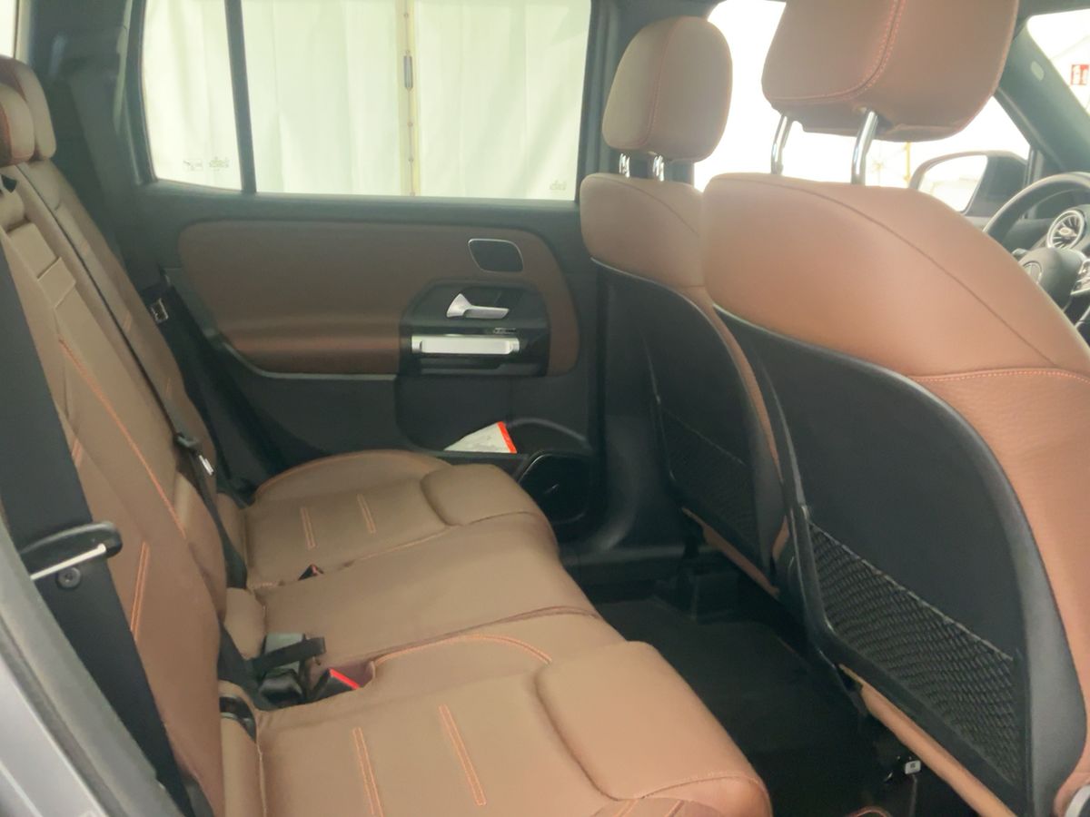 Mercedes-Benz GLB-Klasse 2020 — photo 20
