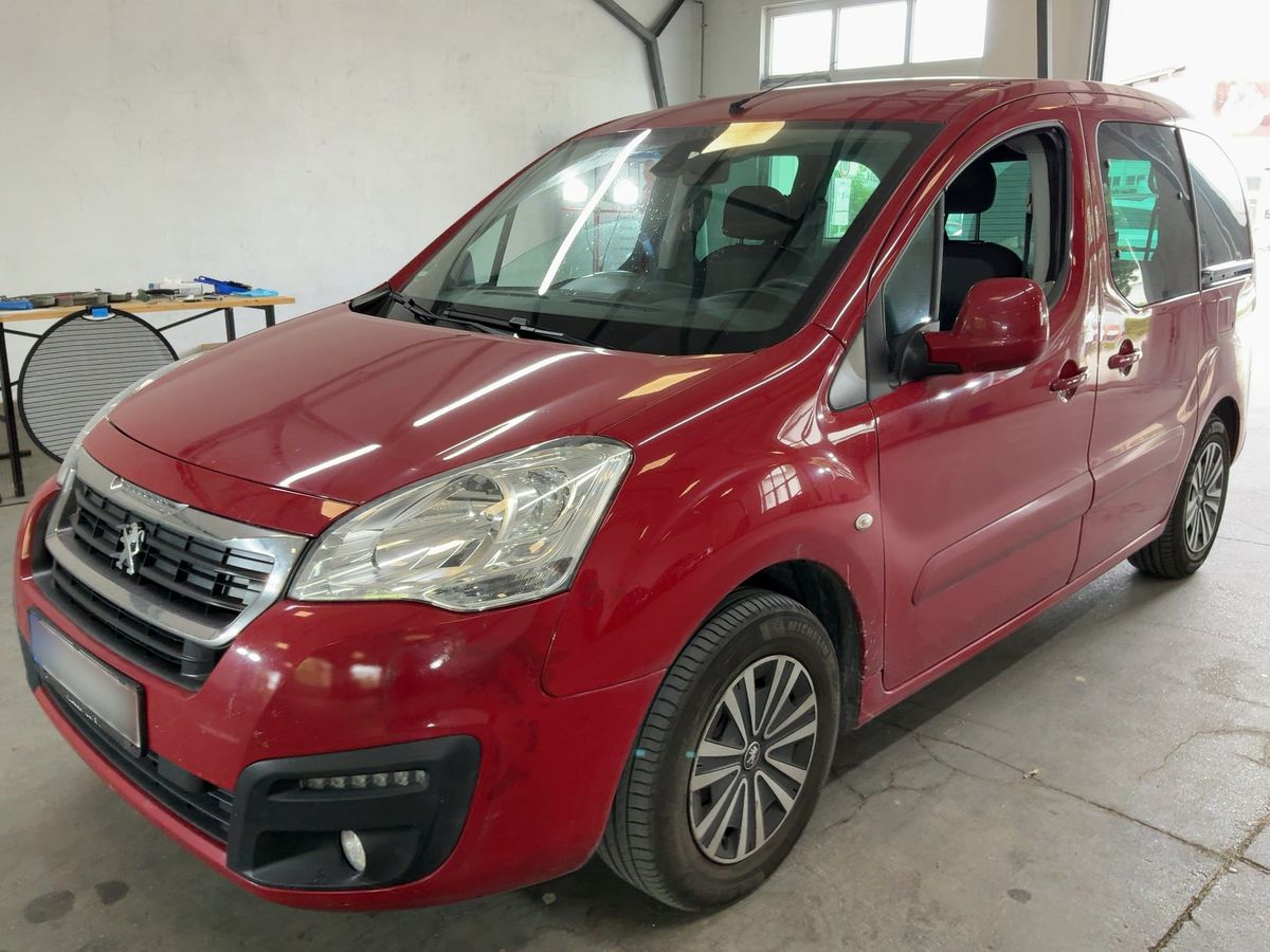 Peugeot Partner 2017 — photo 1