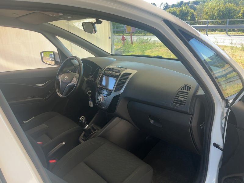 Hyundai ix20 1.6 LPG App Mode Blue — zdjęcie 12