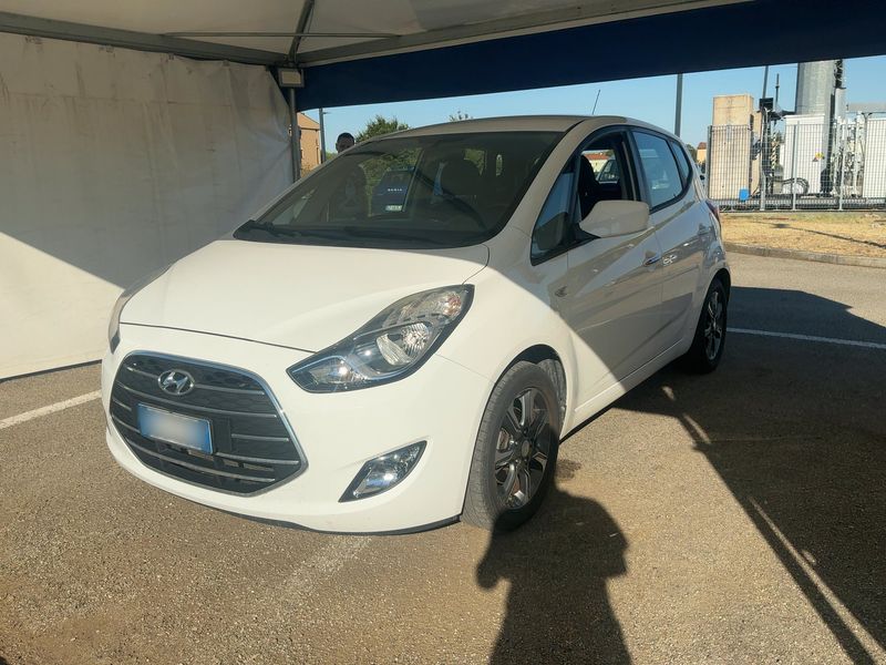Hyundai ix20 1.6 LPG App Mode Blue